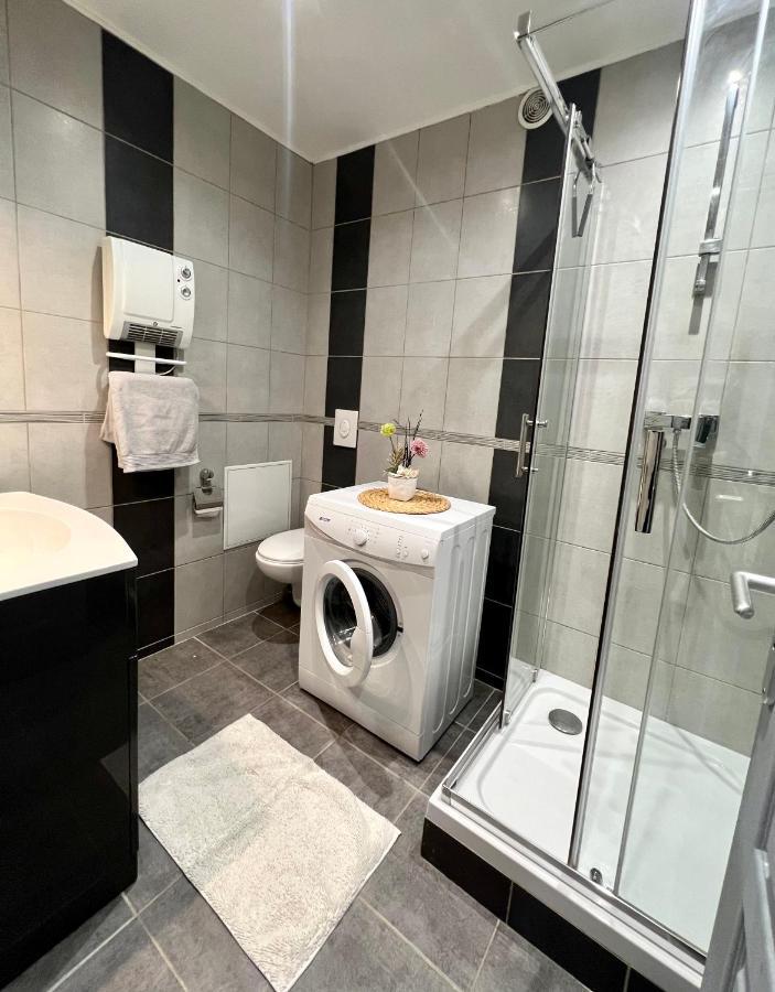 Appart Hotel Cozy Proche Centre, Parking Montbéliard المظهر الخارجي الصورة